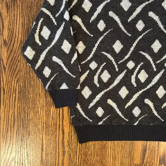 Vintage 90s Knit Sweater - Picture 3 of 9